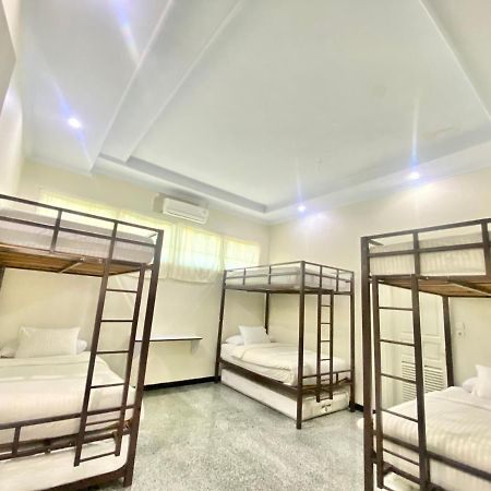 Sentosa Lodge Padang Kültér fotó
